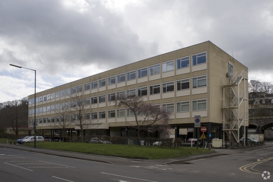 Lower Bristol Rd, Bath for sale - Primary Photo - Image 1 of 1