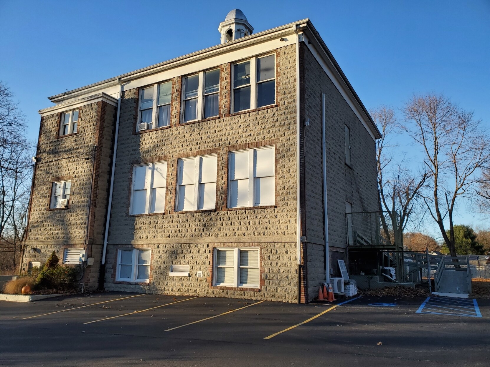 12 Winona Ave, Newburgh, NY 12550 Newburgh Church/School