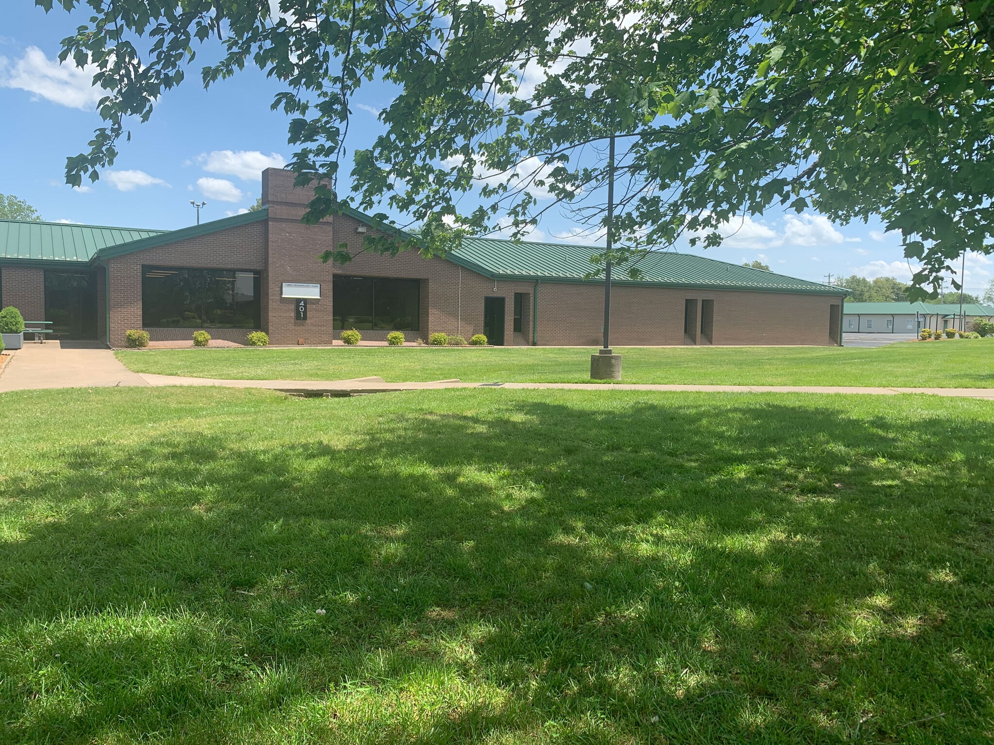 100 Wk and T Technology Dr, Mayfield, KY for lease Building Photo- Image 1 of 11
