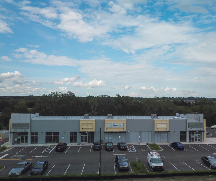 2631 E Irlo Bronson Memorial Hwy, Kissimmee, FL for lease - Building Photo - Image 1 of 14