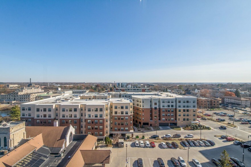 119 Stanton Ave, Ames, IA, 50014 Office/Retail Space For Lease