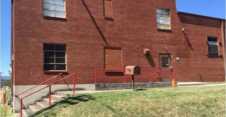 2001 Patterson Ave, Roanoke, VA for sale - Building Photo - Image 1 of 1