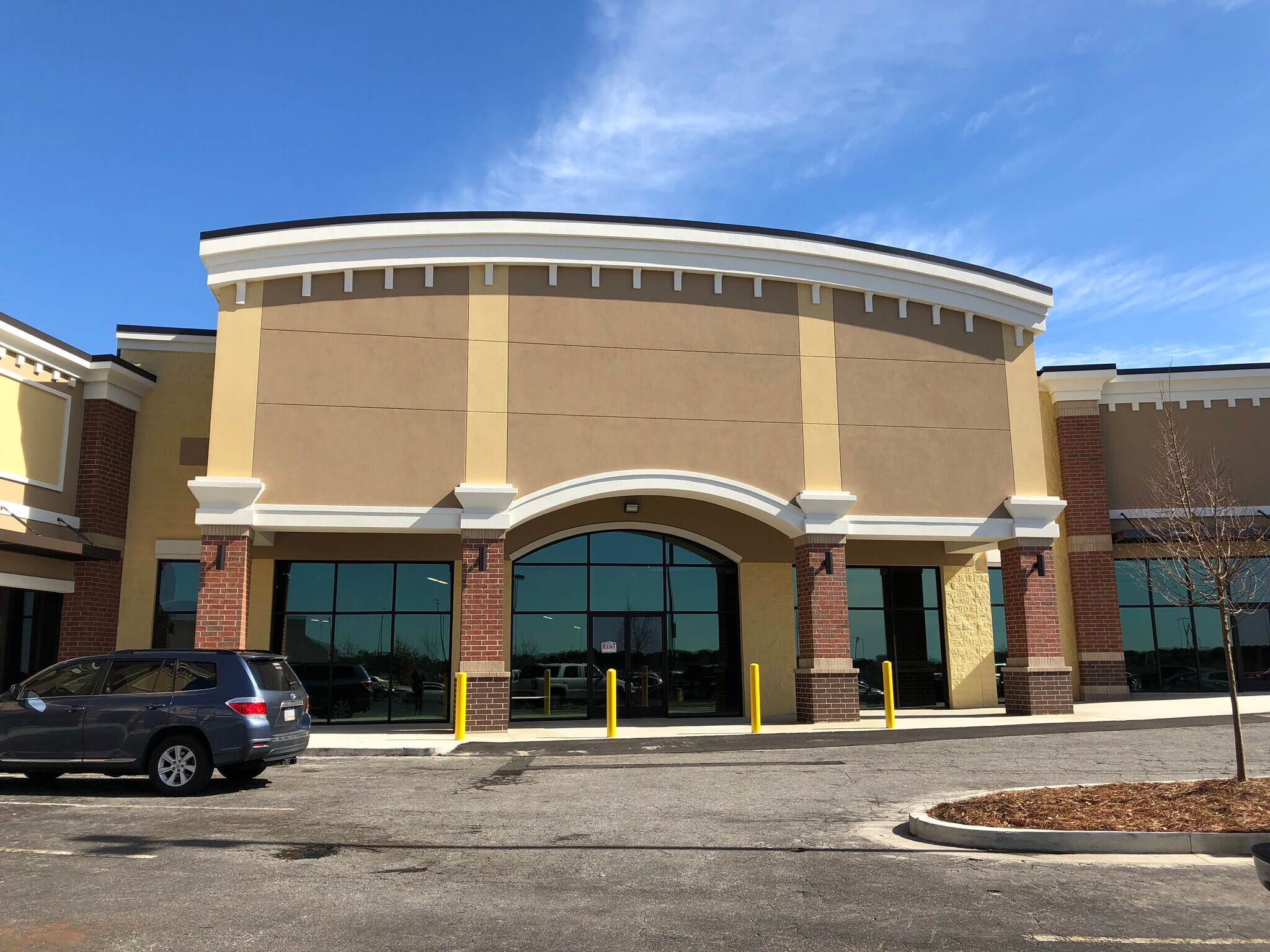 2911 Airport Thruway, Columbus, GA 31909 Britt David Shopping Center