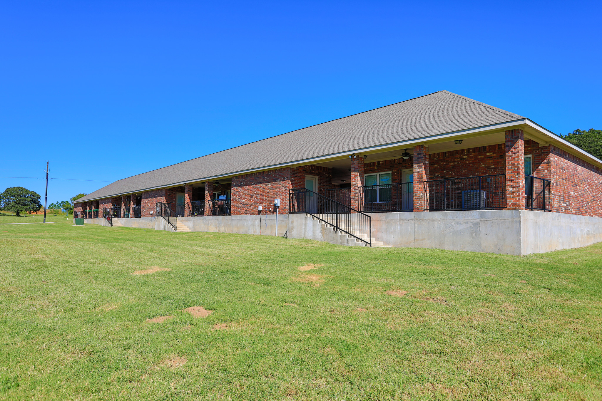 Multifamily in Gainesville, TX for sale Building Photo- Image 1 of 1