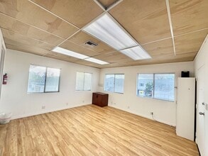 3432-3434 University Ave, San Diego, CA for lease Interior Photo- Image 1 of 10