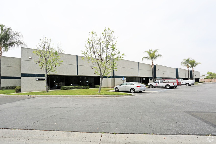 9825 Painter Ave, Santa Fe Springs, CA for lease - Building Photo - Image 1 of 57
