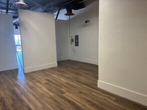 7293 W Sahara Ave, Las Vegas, NV for lease Interior Photo- Image 2 of 6