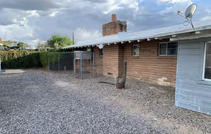 4164 N Flowing Wells Rd, Tucson, AZ for sale - Building Photo - Image 2 of 7