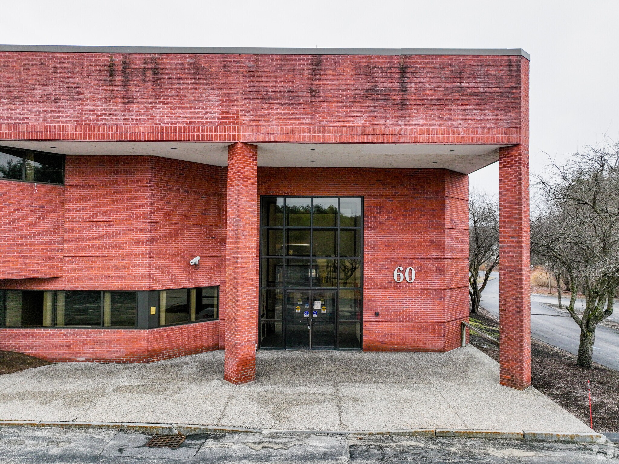 60 Codman Hill Rd, Boxborough, MA for sale Primary Photo- Image 1 of 1