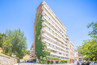 More details for Calle Irún, 25, Madrid - Multifamily for Sale