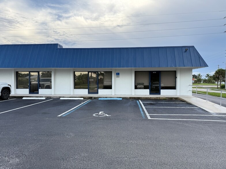 10750-10778 SE Federal Hwy, Hobe Sound, FL for lease - Building Photo - Image 1 of 5