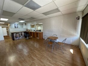 3535 Torrance Blvd, Torrance, CA for lease Interior Photo- Image 2 of 6