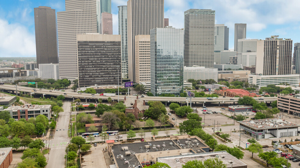 510 Gray St, Houston, TX for lease - Aerial - Image 3 of 6