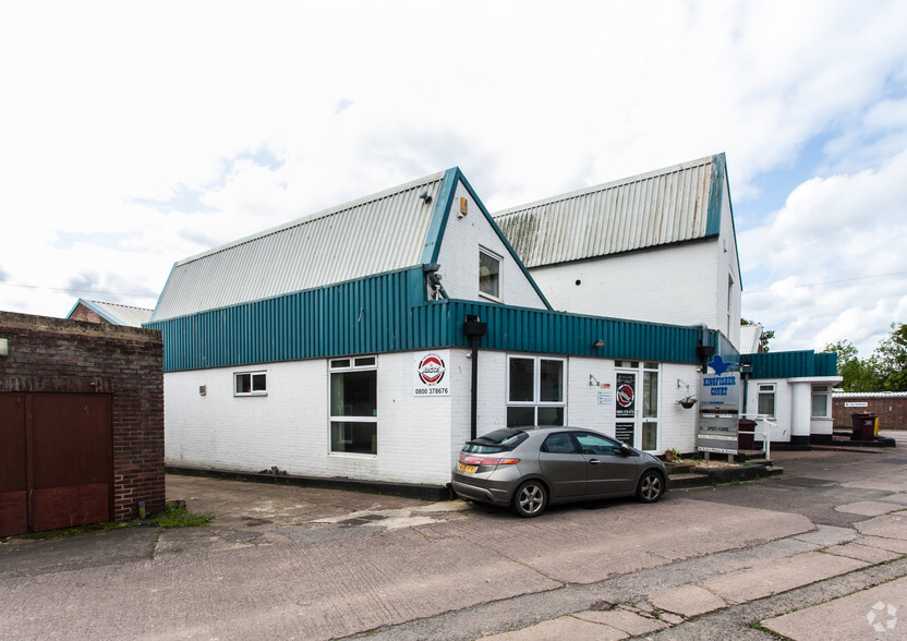 Venny Bridge, Exeter for sale - Primary Photo - Image 1 of 1