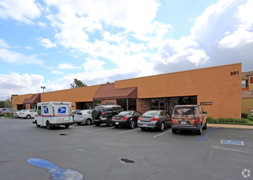 301 N Rampart St, Orange, CA for sale - Primary Photo - Image 2 of 8