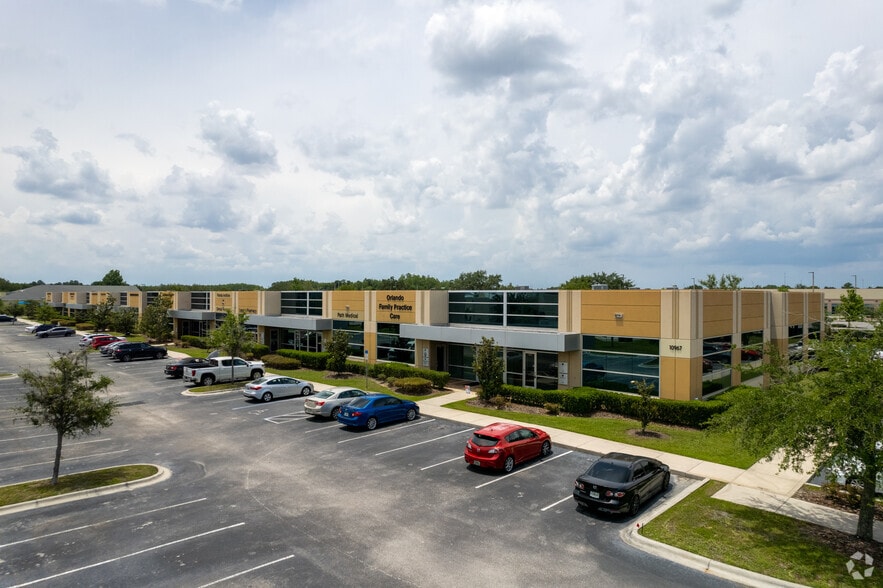 10967 Lake Underhill Rd, Orlando, FL for lease - Building Photo - Image 3 of 8