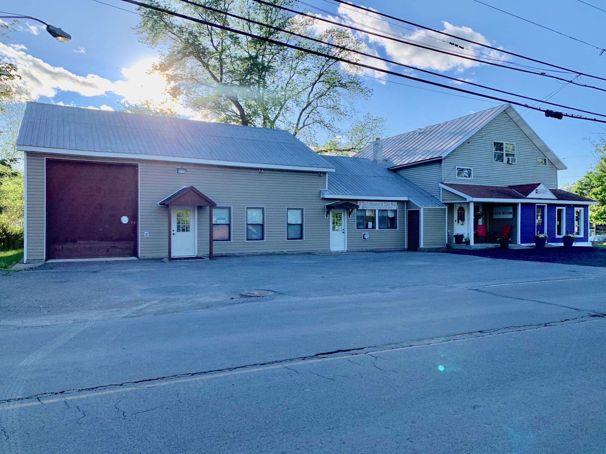 3859 Oneida St, New Hartford, NY for lease Building Photo- Image 1 of 3