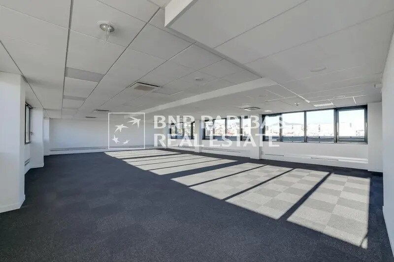 Office in Nice for lease Interior Photo- Image 1 of 14