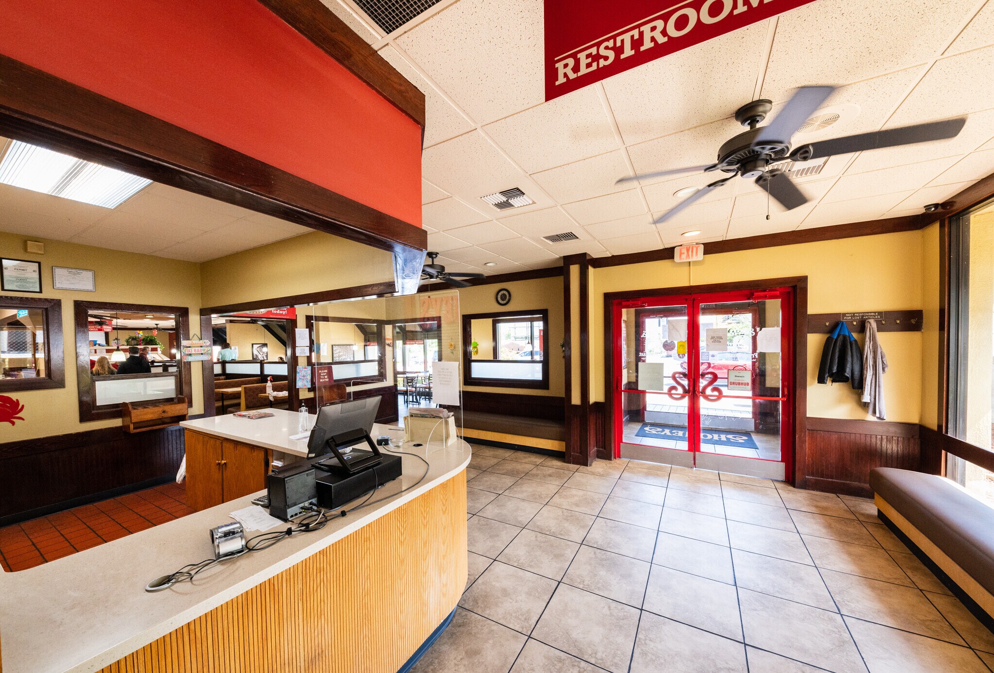 1120 Garfield Ave, Parkersburg, WV 26101 5,711 SF Freestanding