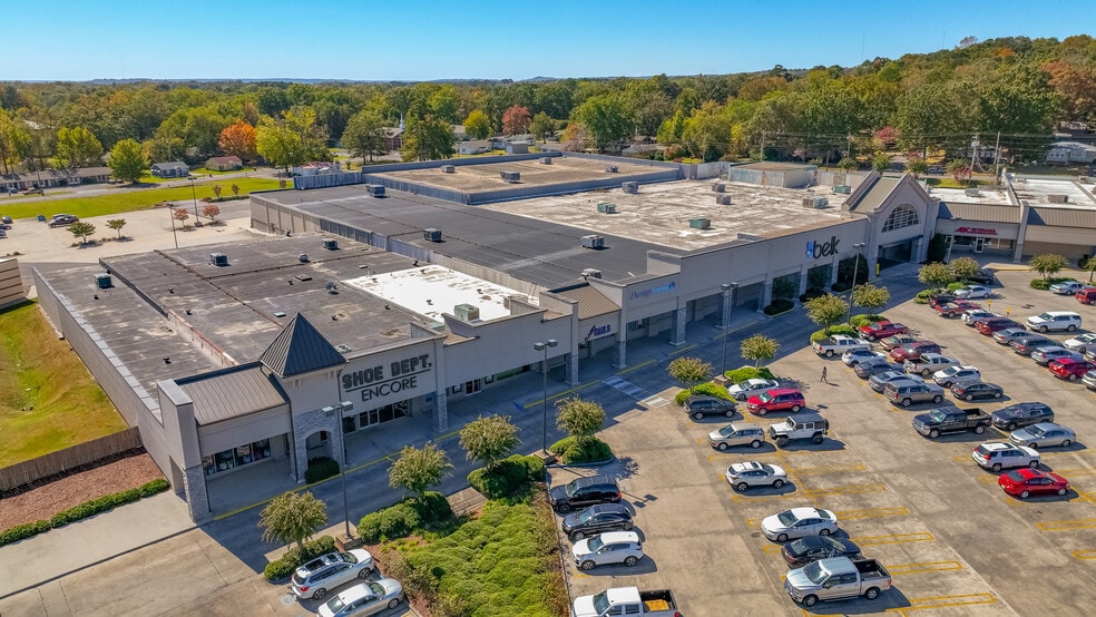 1216 Cullman Shopping Ctr NW, Cullman, AL for lease - Building Photo - Image 2 of 19