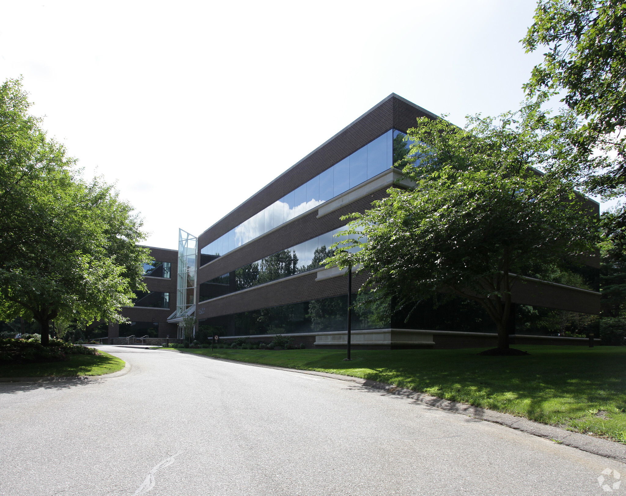 1500 West Park Dr, Westborough, MA for lease Building Photo- Image 1 of 8