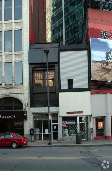 602 Liberty Ave, Pittsburgh, PA for sale - Building Photo - Image 2 of 2