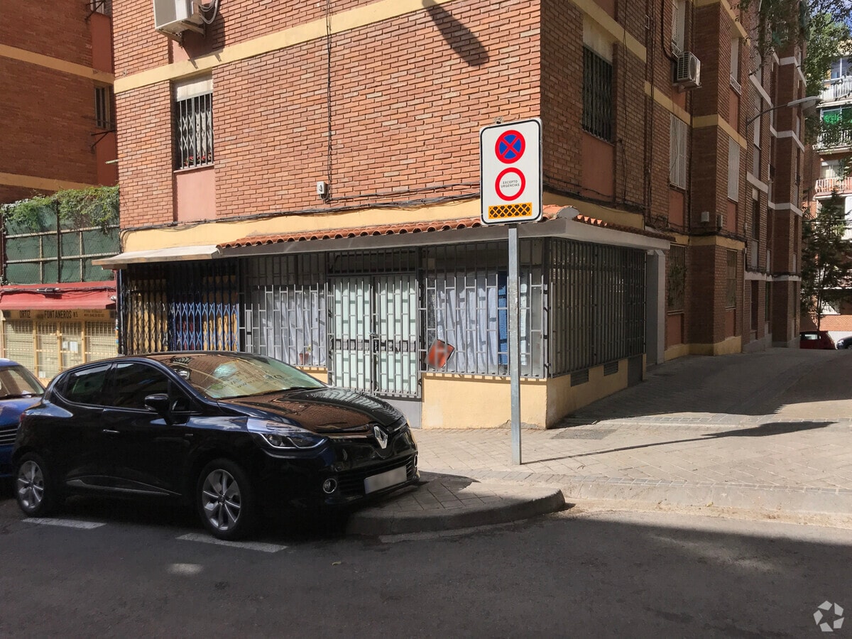 Calle de Montejurra, 5, Madrid, MAD 28017 -  -  - Interior Photo - Image 1 of 2