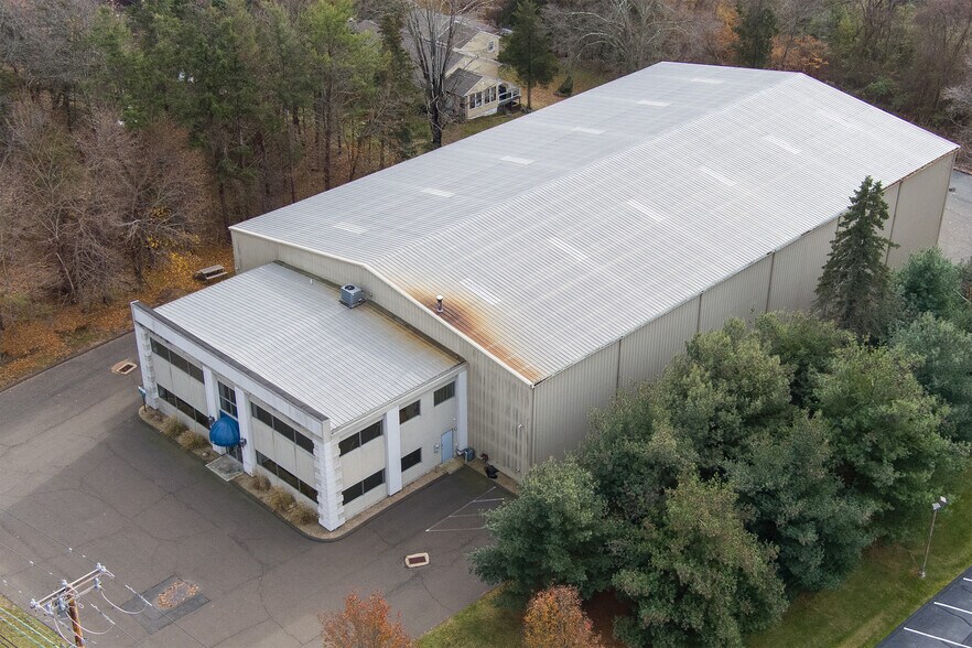 218 Foxon Rd, East Haven, CT for sale - Building Photo - Image 1 of 1