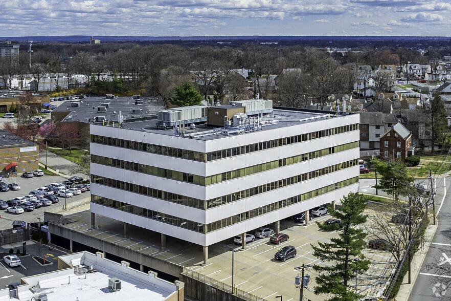 475 Market St, Elmwood Park, NJ for lease - Aerial - Image 3 of 17