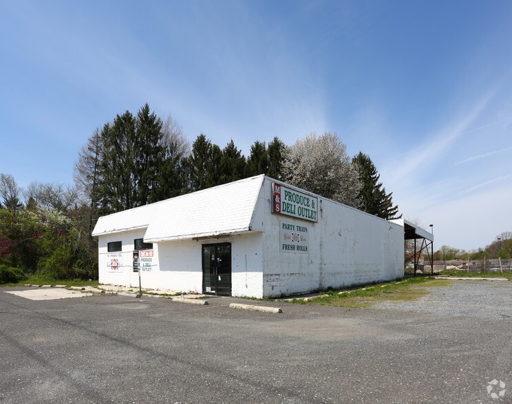 139 Berlin Cross Keys Rd, Williamstown, NJ for sale - Primary Photo - Image 1 of 1