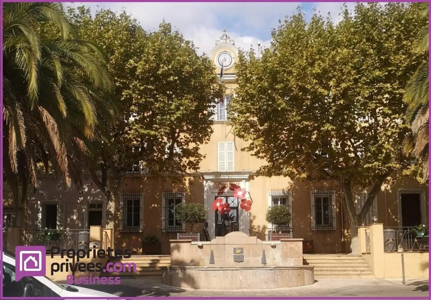 Industrial in Cogolin for sale - Building Photo - Image 2 of 3