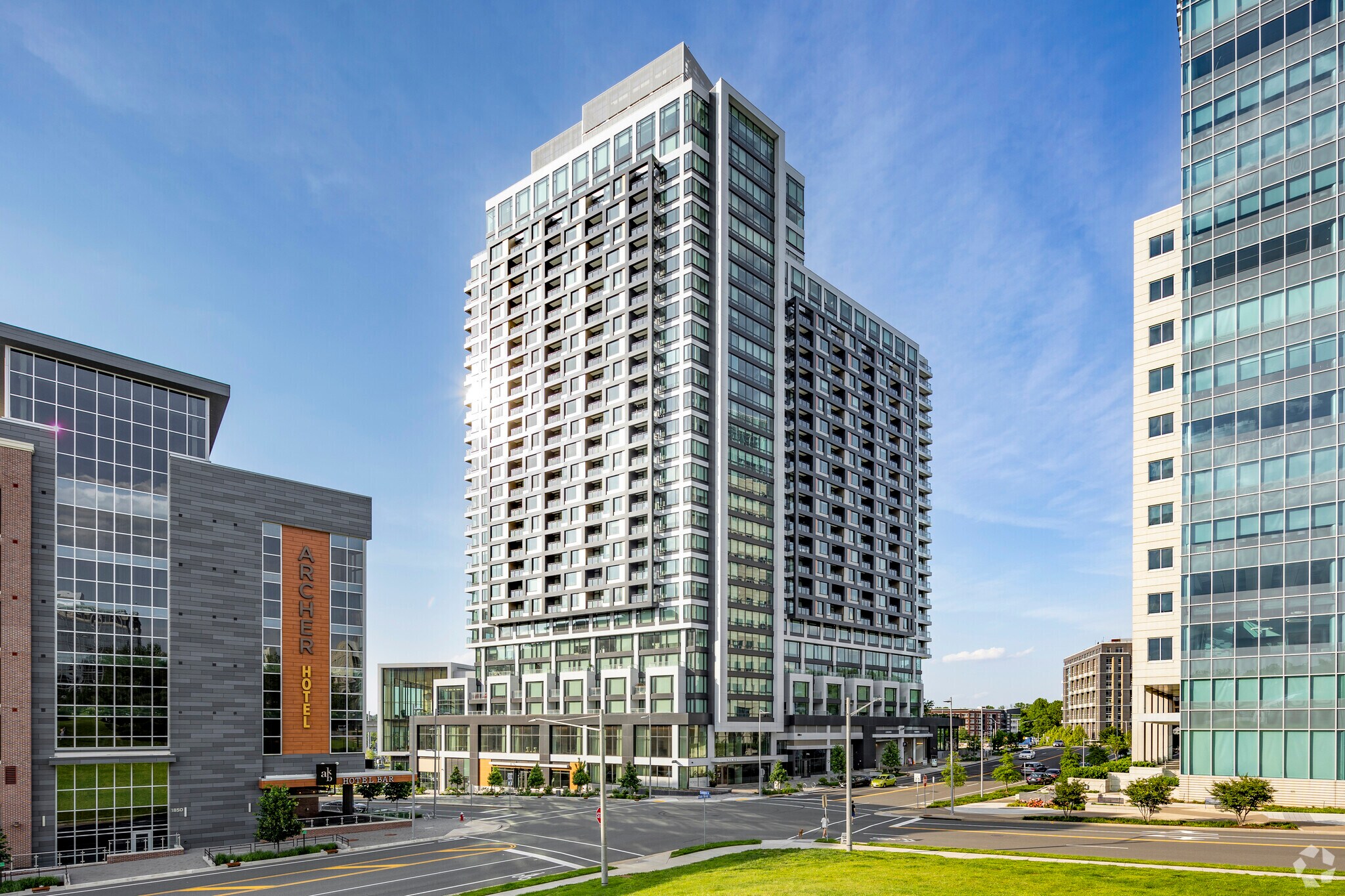 1800 Chain Bridge Rd, Mclean, VA for sale Primary Photo- Image 1 of 1