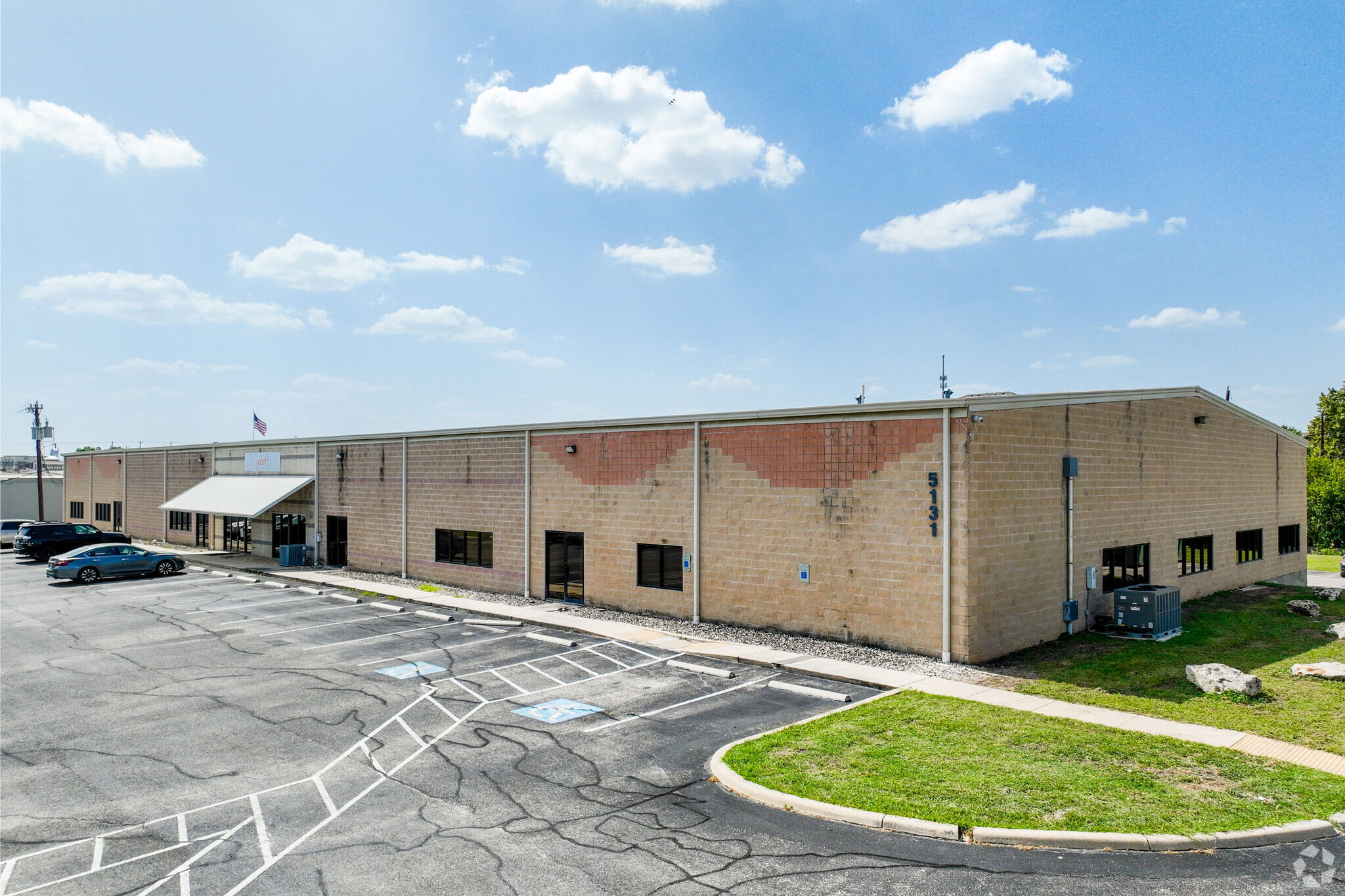 5131 Beckwith Blvd, San Antonio, TX for lease Building Photo- Image 1 of 5