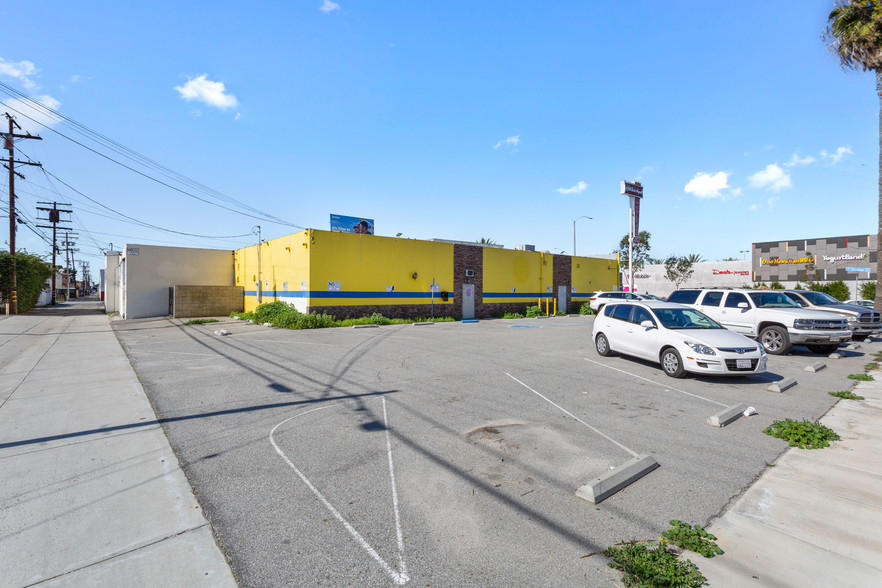 4816-4820 Firestone Blvd, South Gate, CA for lease - Building Photo - Image 3 of 10