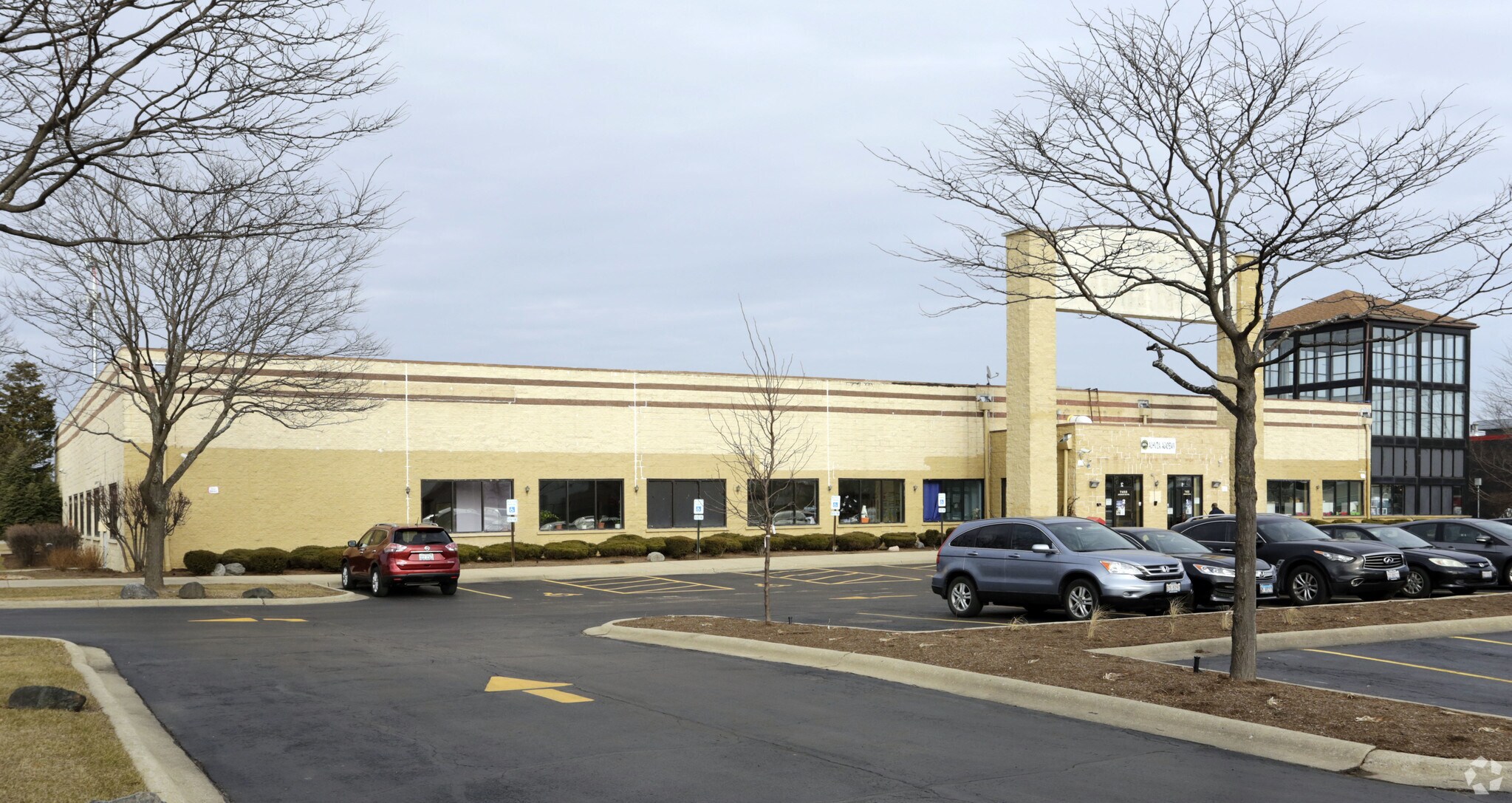 7455 Jensen Blvd, Hanover Park, IL for sale Primary Photo- Image 1 of 7