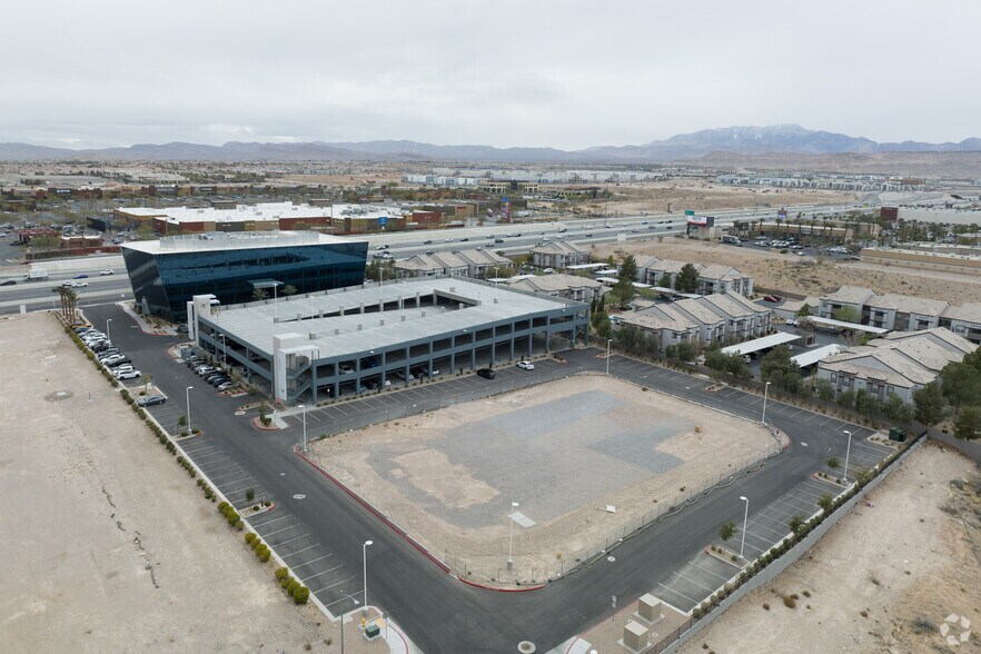 Rainbow & Interstate 215, Las Vegas, NV for sale - Primary Photo - Image 1 of 1