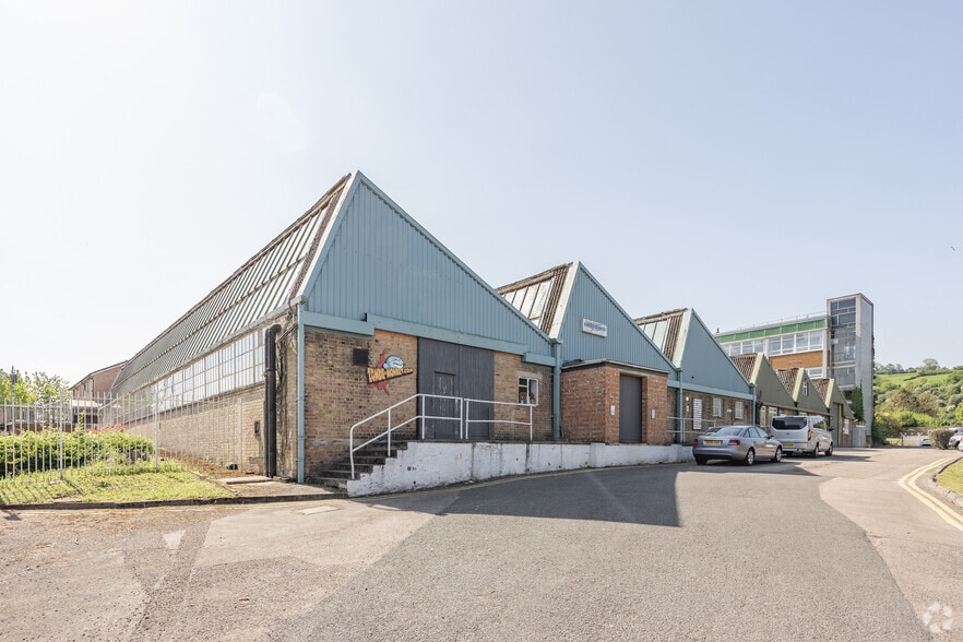 The Mews, Mitcheldean for lease - Primary Photo - Image 1 of 4