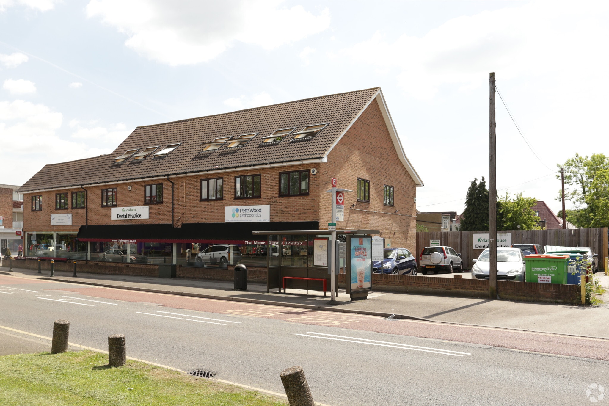 131 Queensway, Orpington for sale Primary Photo- Image 1 of 1