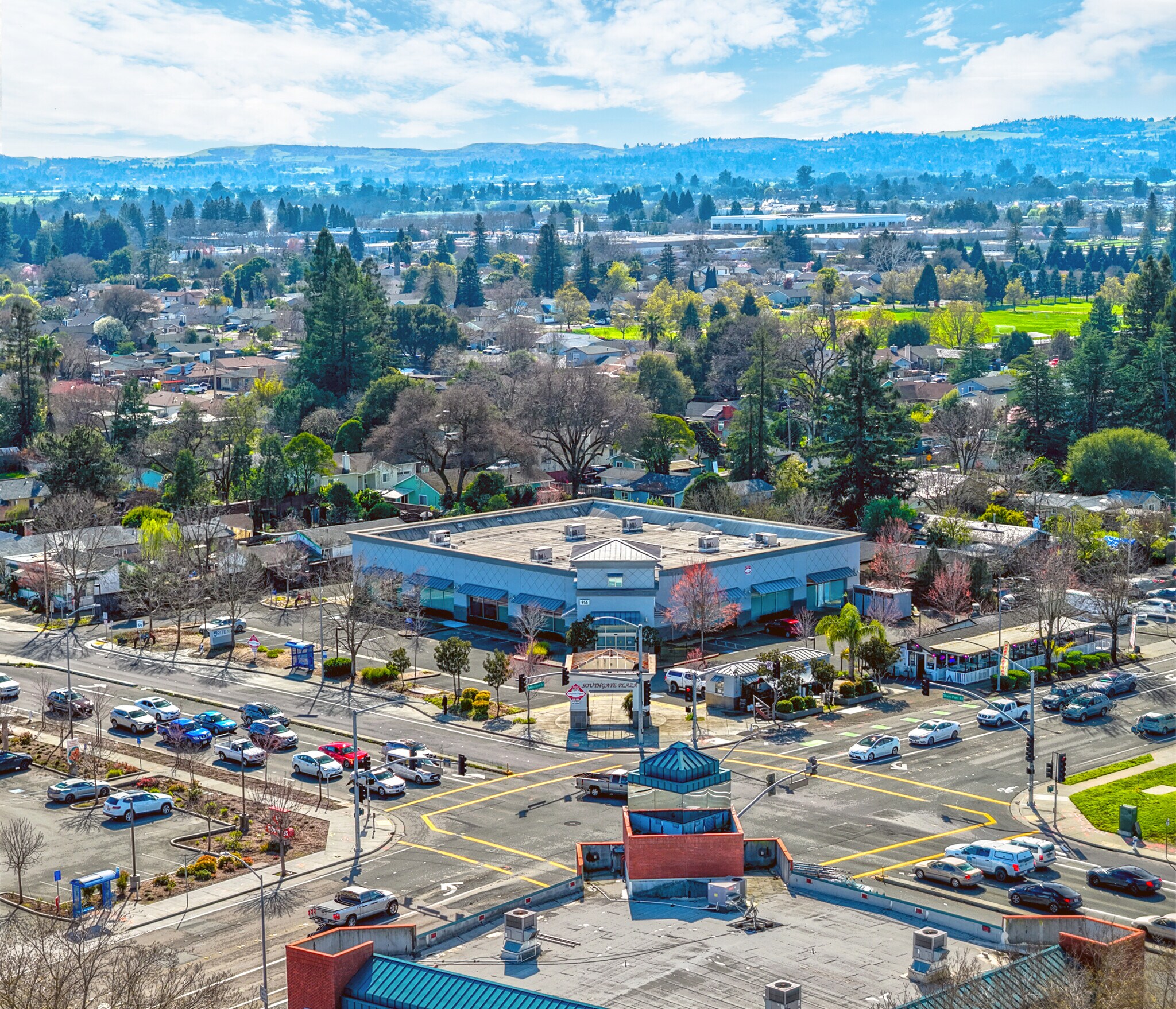 955 Stony Point Rd, Santa Rosa, CA for lease Primary Photo- Image 1 of 8