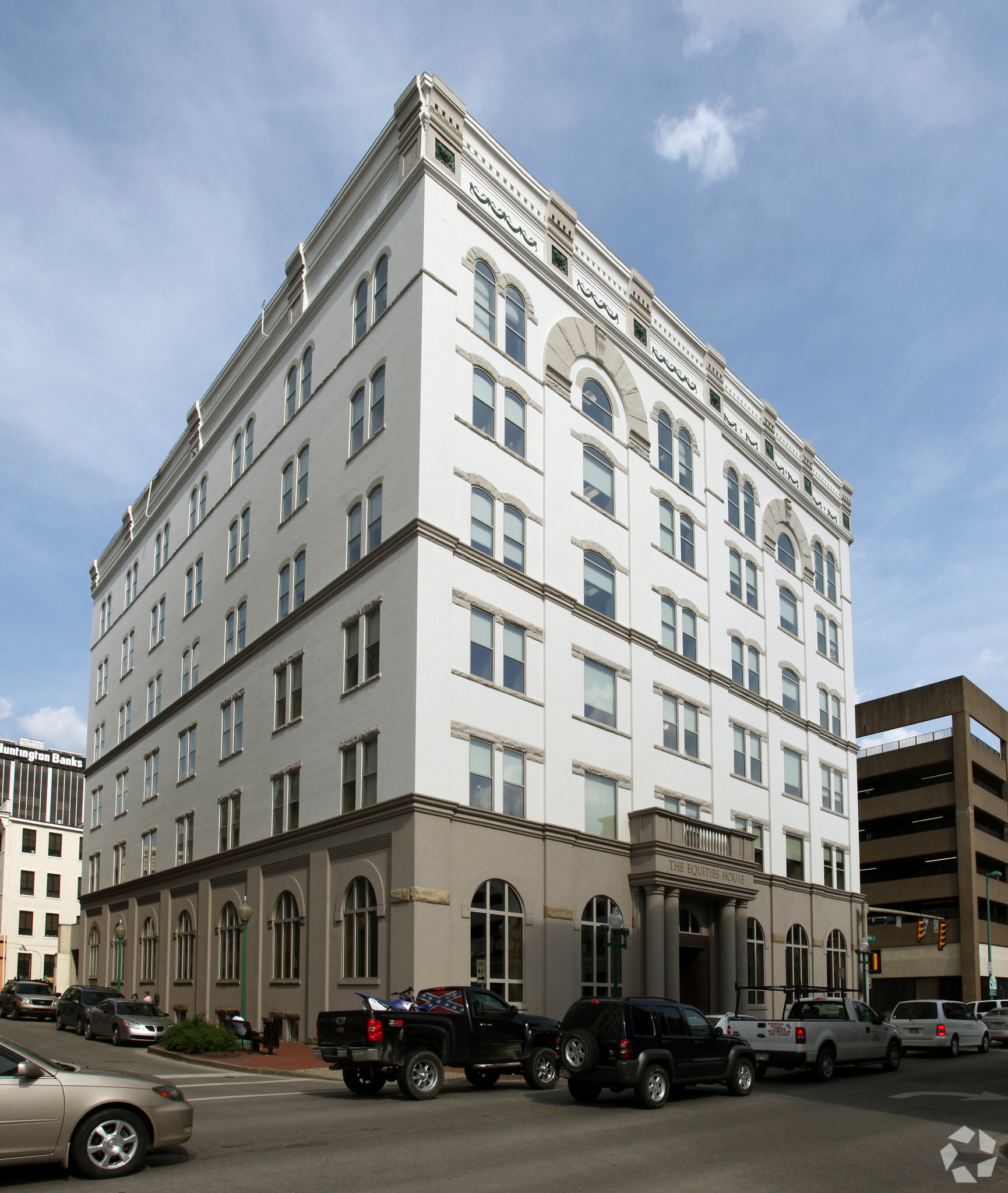 900 Virginia St E, Charleston, WV 25301 - Equities House | LoopNet