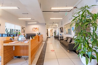 6350 Santa Monica Blvd, Los Angeles, CA for sale Interior Photo- Image 2 of 24