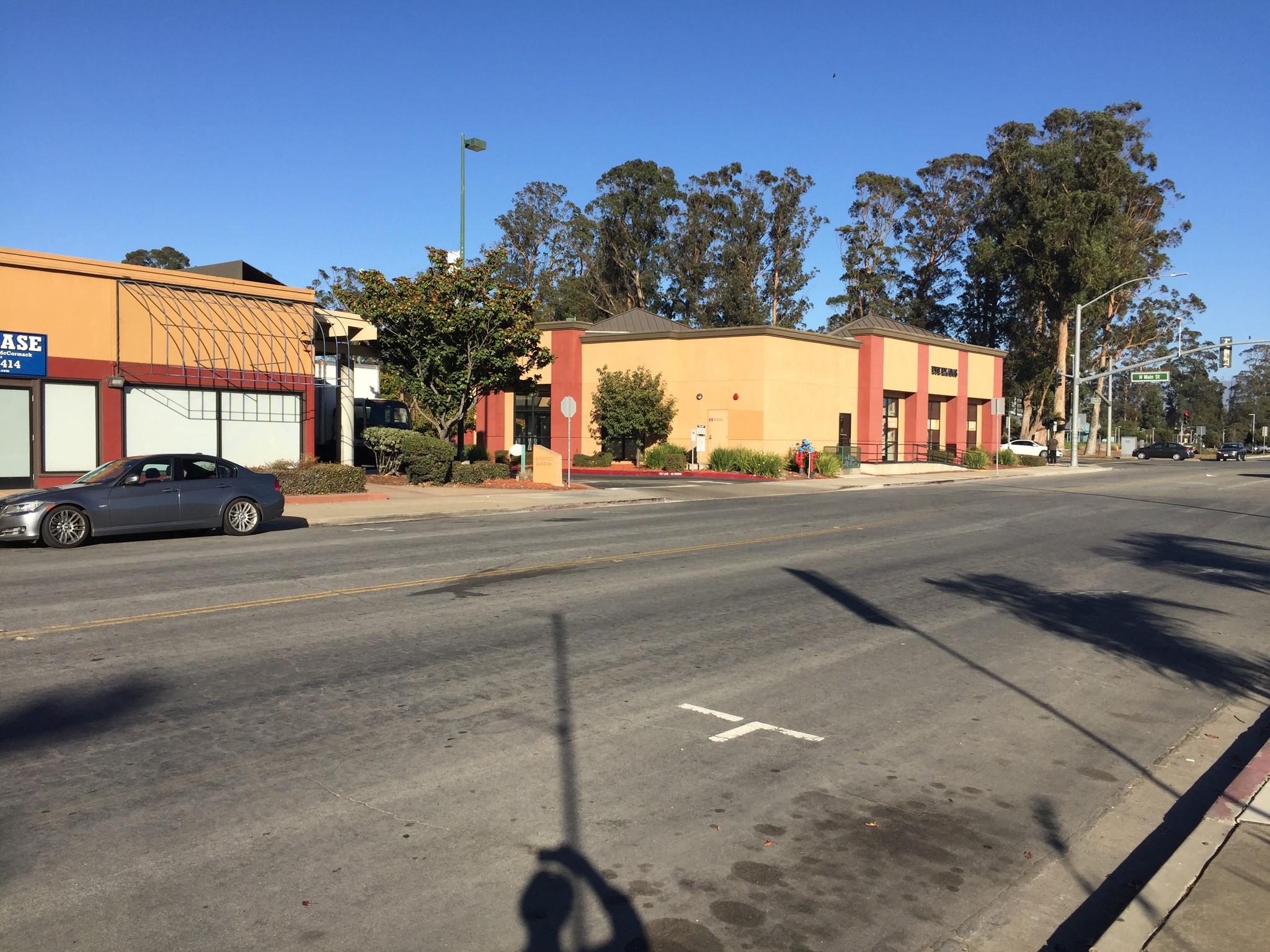 901-1057 N Main St, Salinas, CA 93906 - Sherwood Gardens | LoopNet