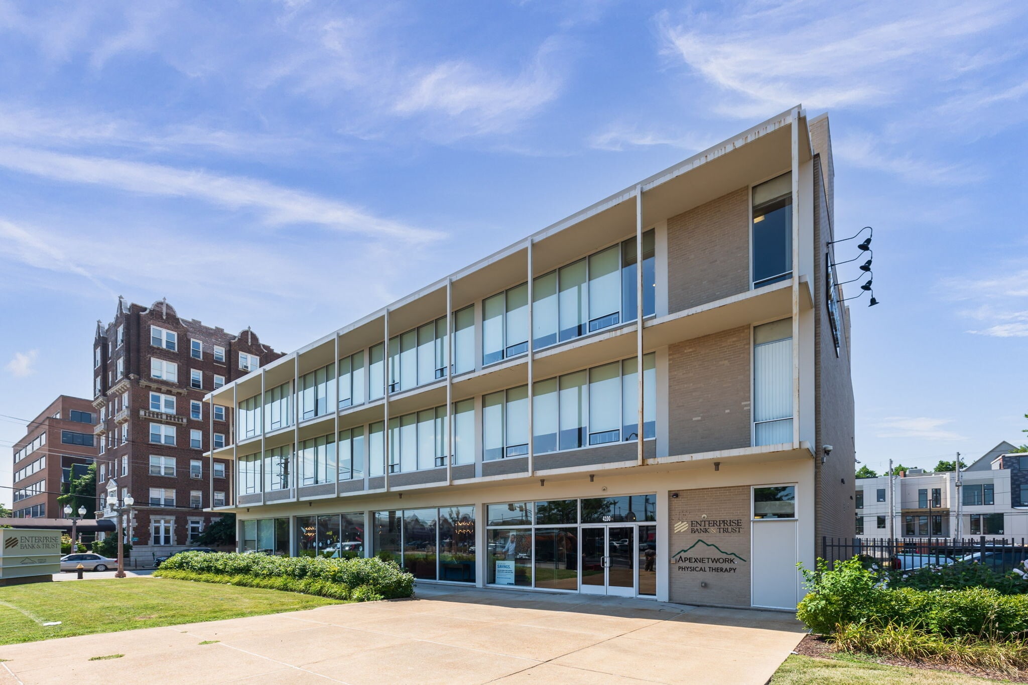 4100 Lindell Blvd, Saint Louis, MO for lease Building Photo- Image 1 of 9