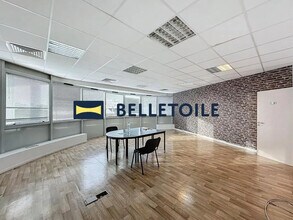 Office in Arcueil for lease Building Photo- Image 1 of 19