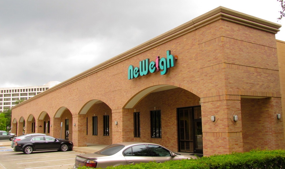 8111 N Stadium Dr, Houston, TX for sale - Building Photo - Image 3 of 11