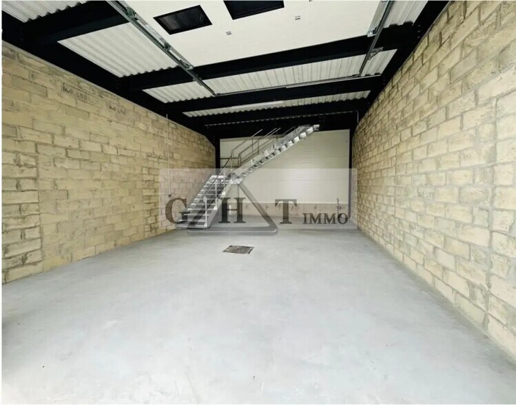 Industrial in Épinay-sur-Seine for lease - Interior Photo - Image 3 of 4