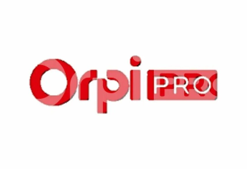 Retail in La Rochelle for lease - Building Photo - Image 1 of 1