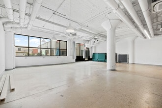 315 Meserole St, Brooklyn, NY for lease Interior Photo- Image 2 of 5