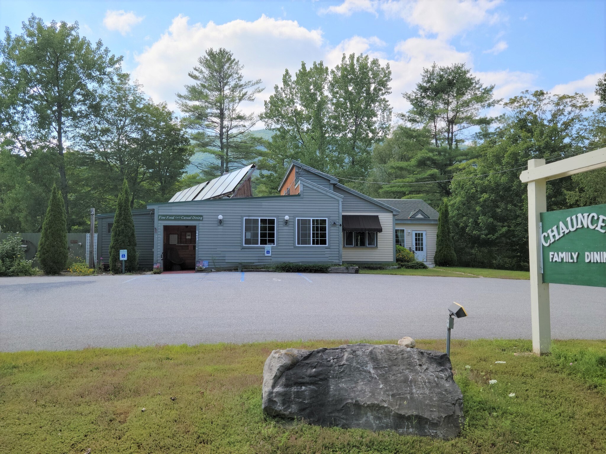 5403 Vt Route 7A, Arlington, VT for sale Primary Photo- Image 1 of 1