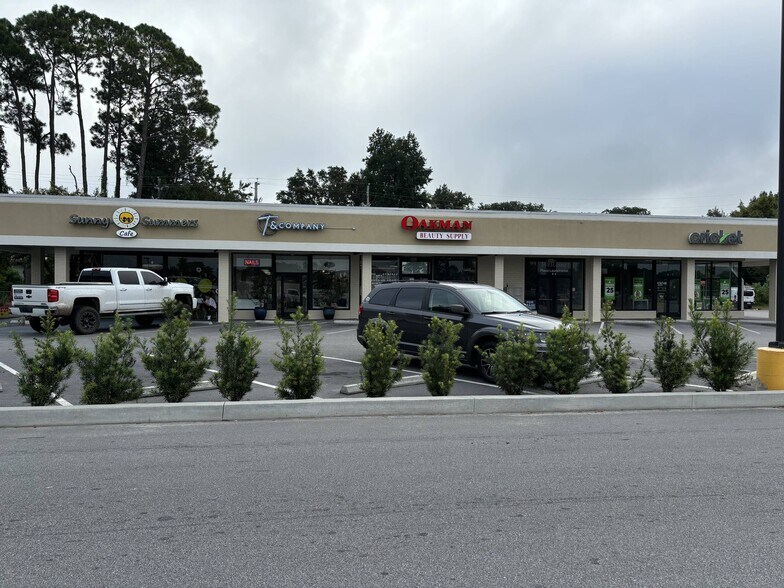 7 Robert Smalls Pky, Beaufort, SC for lease - Building Photo - Image 2 of 5